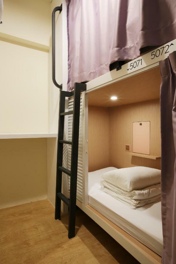 Loosha Hostel Taichung Exterior foto