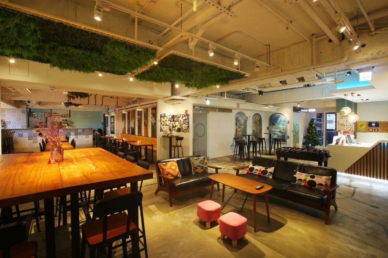 Loosha Hostel Taichung Exterior foto